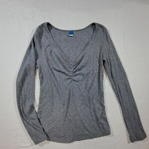 Old Navy Charcoal Long Sleeve V-Neck Top